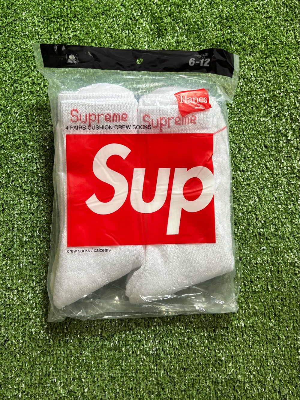 Hanes x Supreme White Cushion Crew Socks - 4 Pack